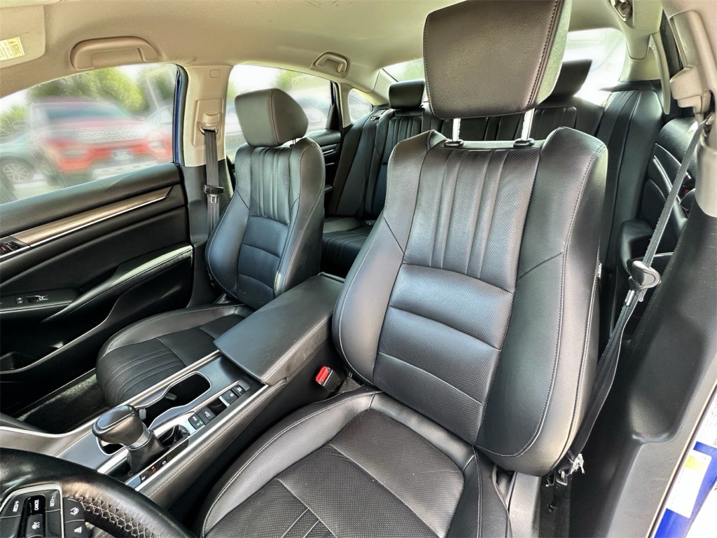 2022 Honda Accord Image 22