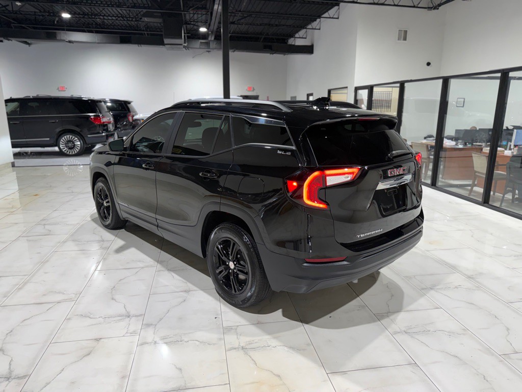 2024 GMC Terrain Image 10