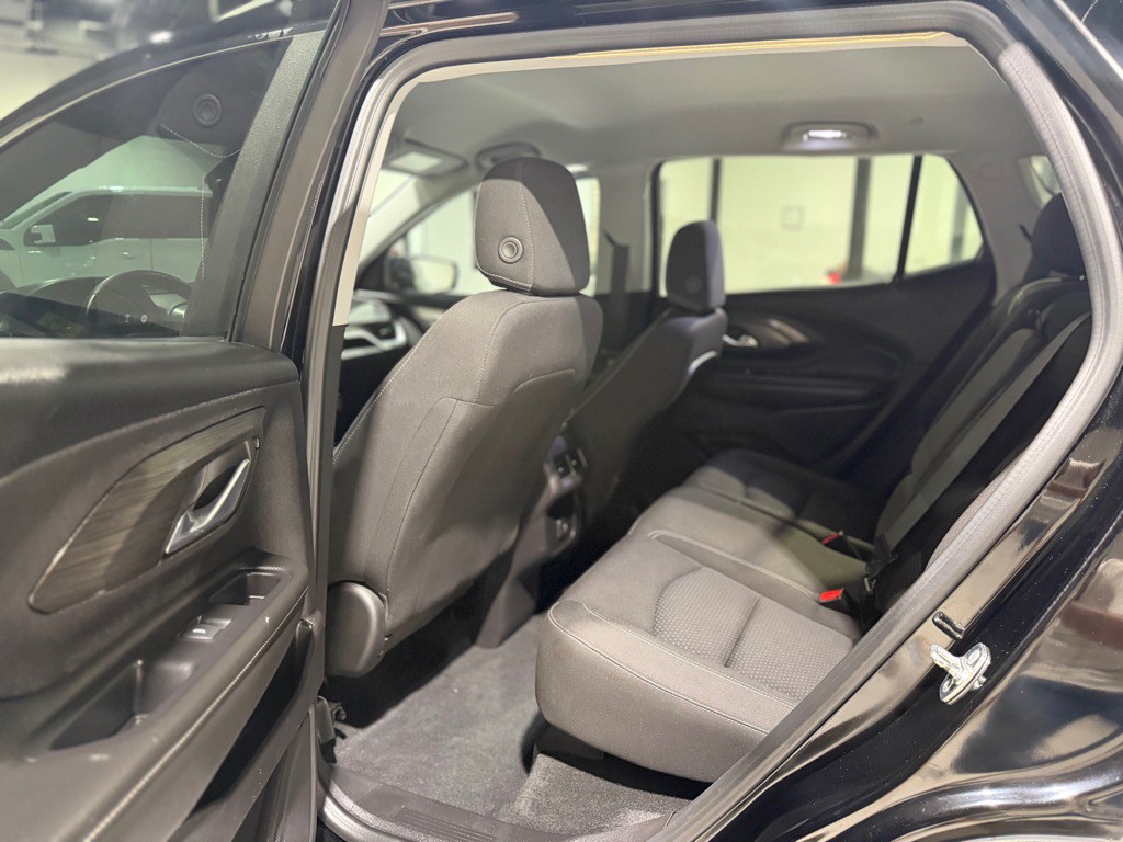 2024 GMC Terrain Image 12