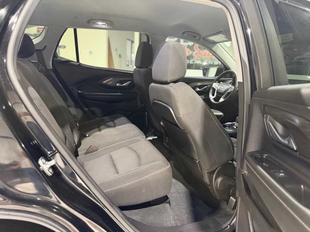 2024 GMC Terrain Image 13