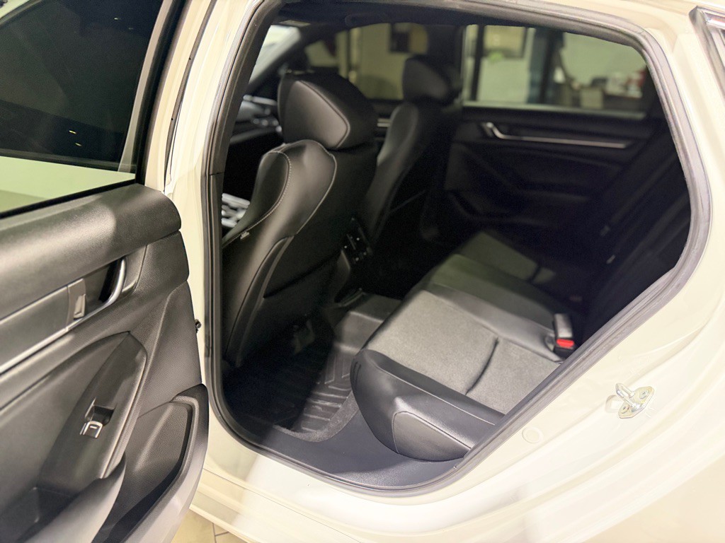 2021 Honda Accord Image 11