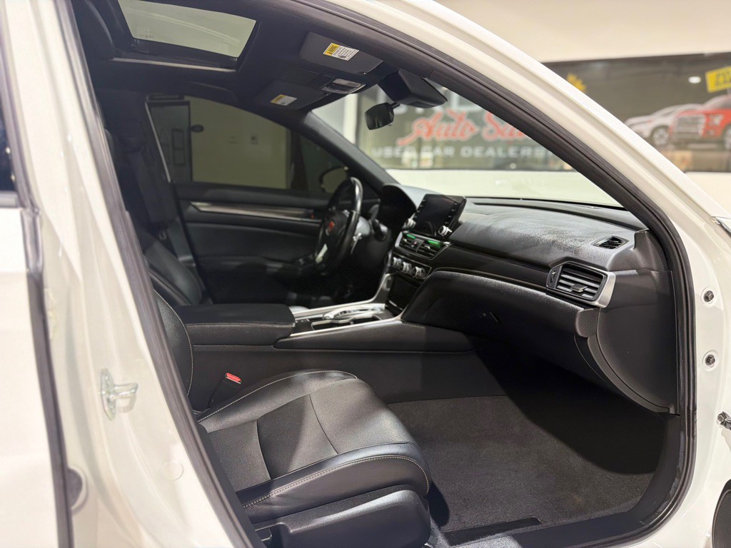 2021 Honda Accord Image 13