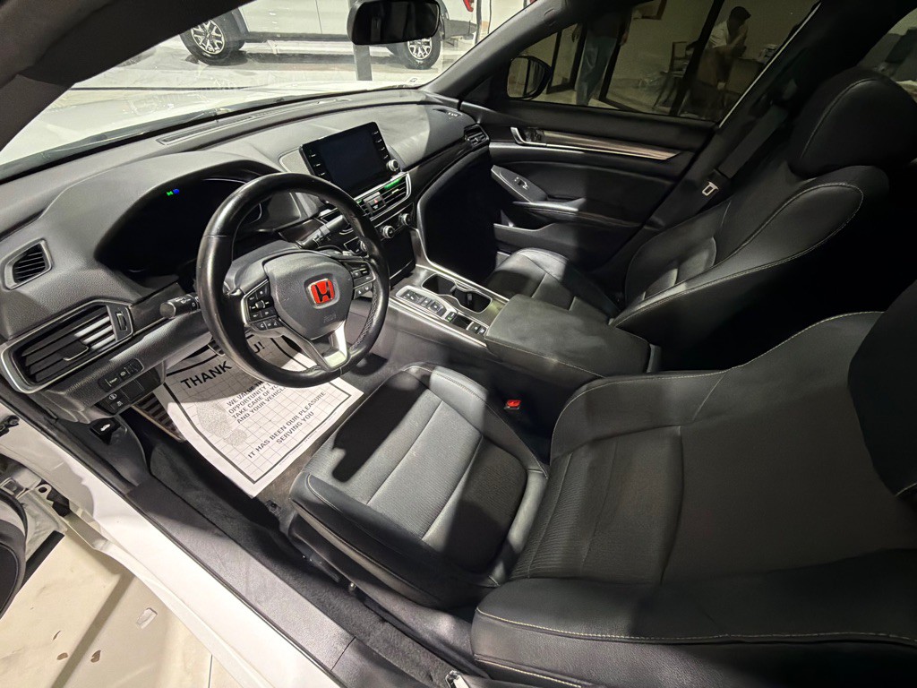 2021 Honda Accord Image 17
