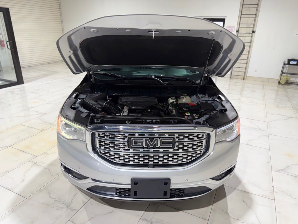 2019 GMC Acadia Image 4