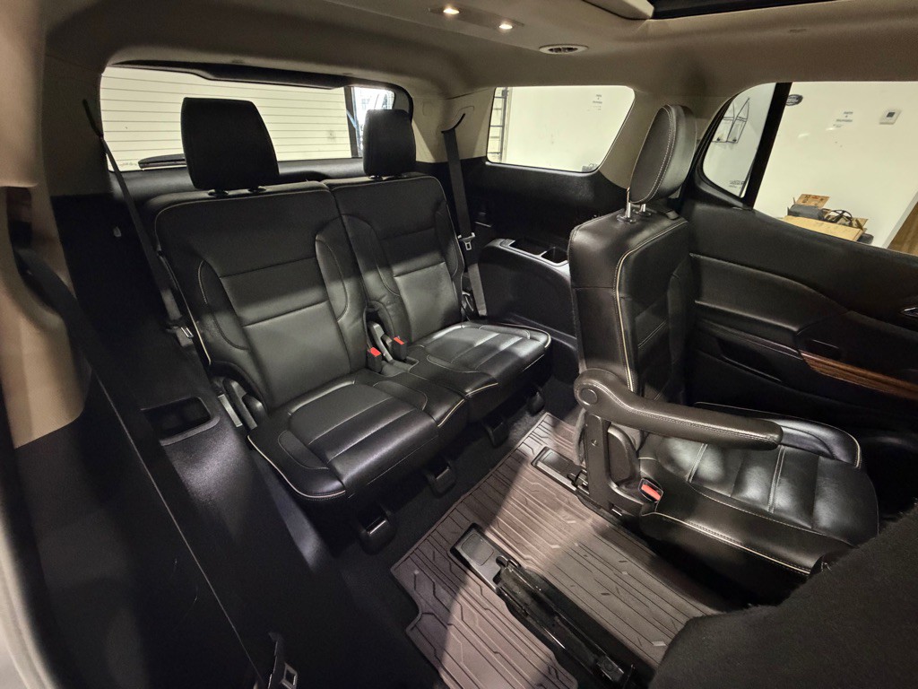 2019 GMC Acadia Image 16