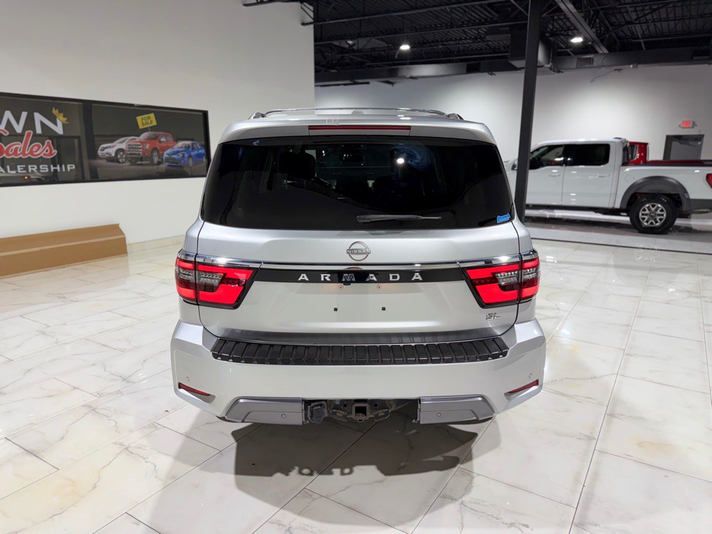2022 Nissan Armada Image 9