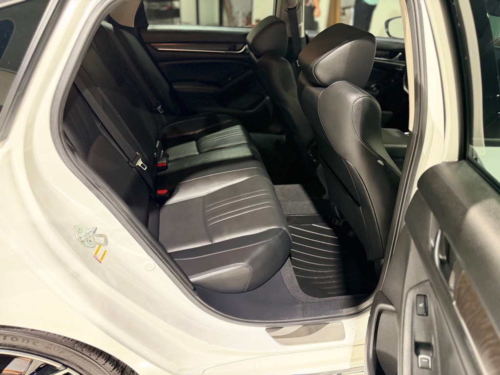 2022 Honda Accord Image 13