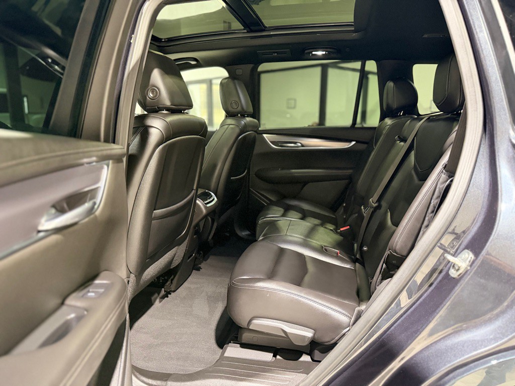 2022 Cadillac XT6 Image 13