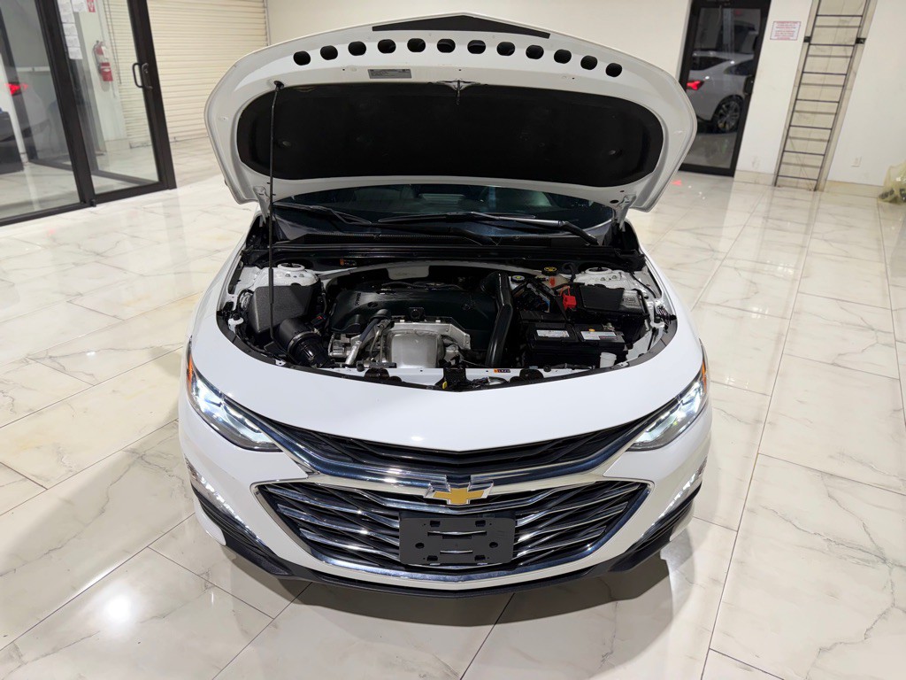 2022 Chevrolet Malibu Image 4