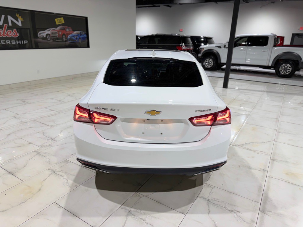 2022 Chevrolet Malibu Image 9