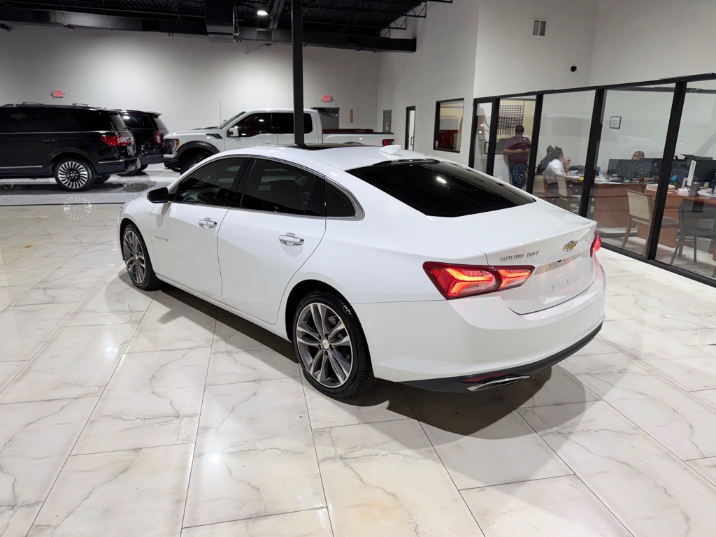 2022 Chevrolet Malibu Image 10