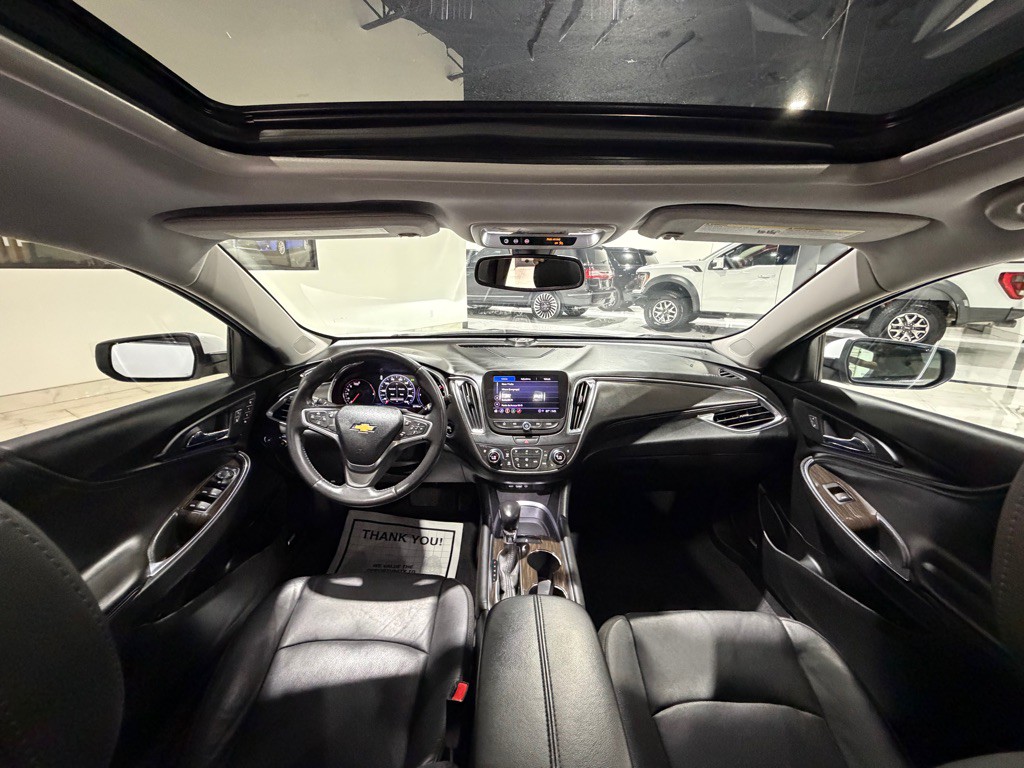2022 Chevrolet Malibu Image 18