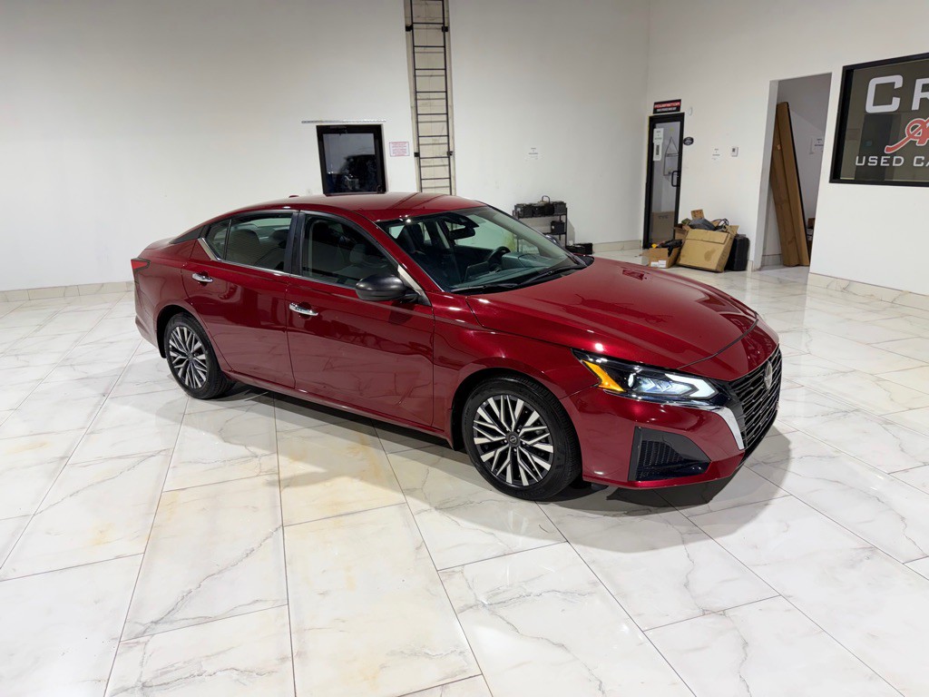 2025 Nissan Altima Image 3