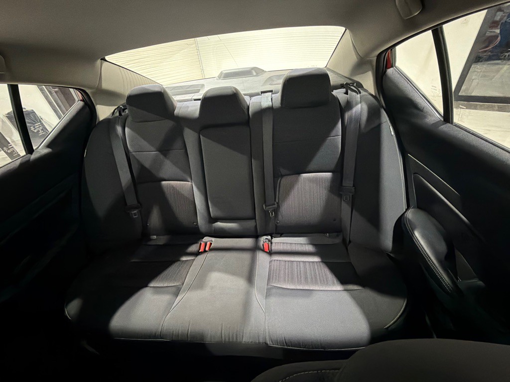 2025 Nissan Altima Image 18