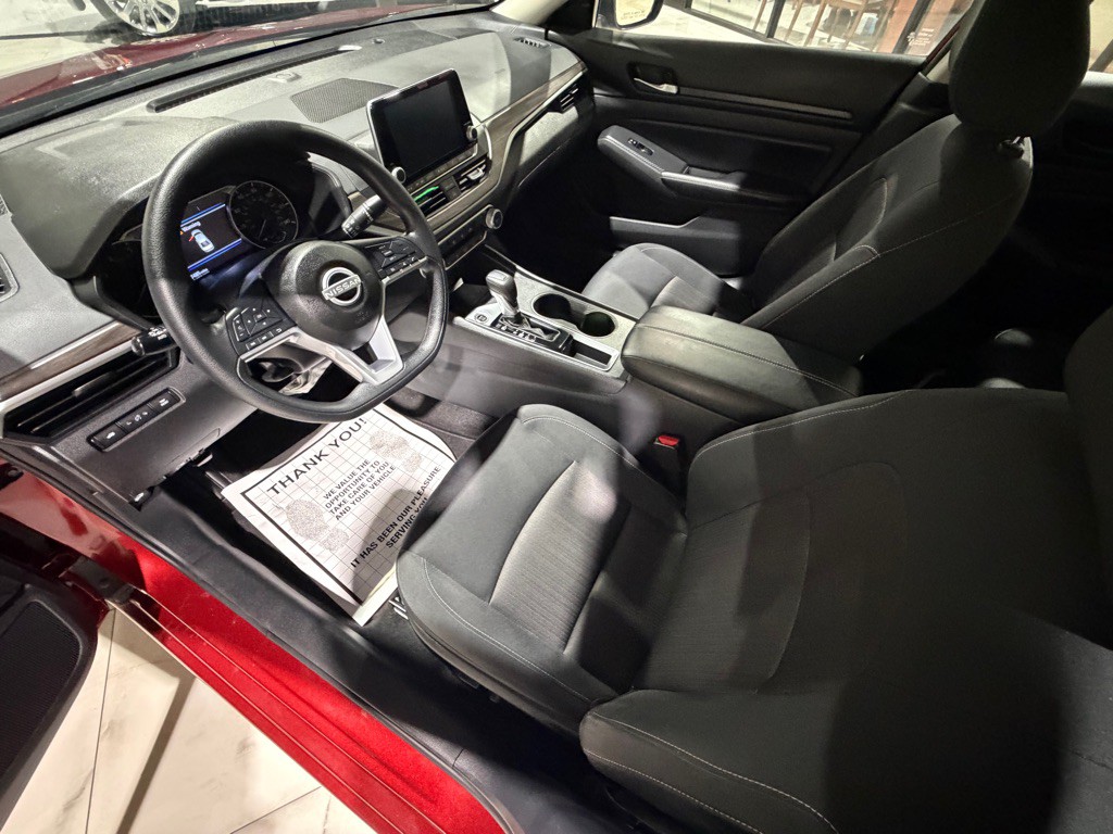 2025 Nissan Altima Image 20