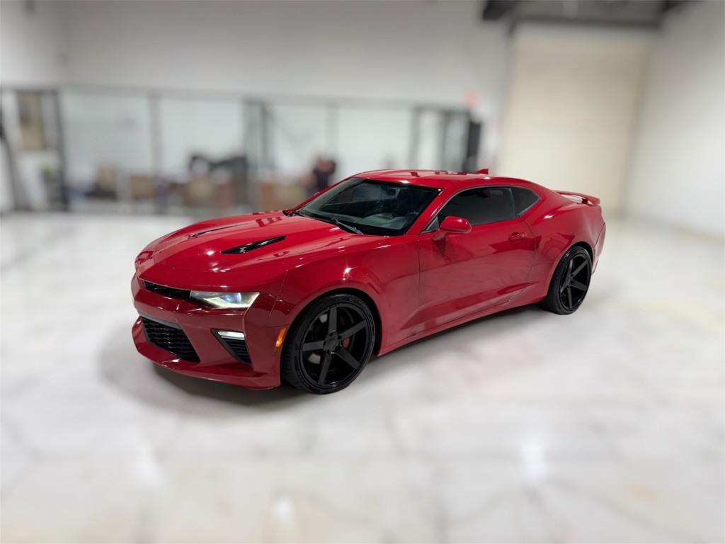 2016 Chevrolet Camaro Image 1