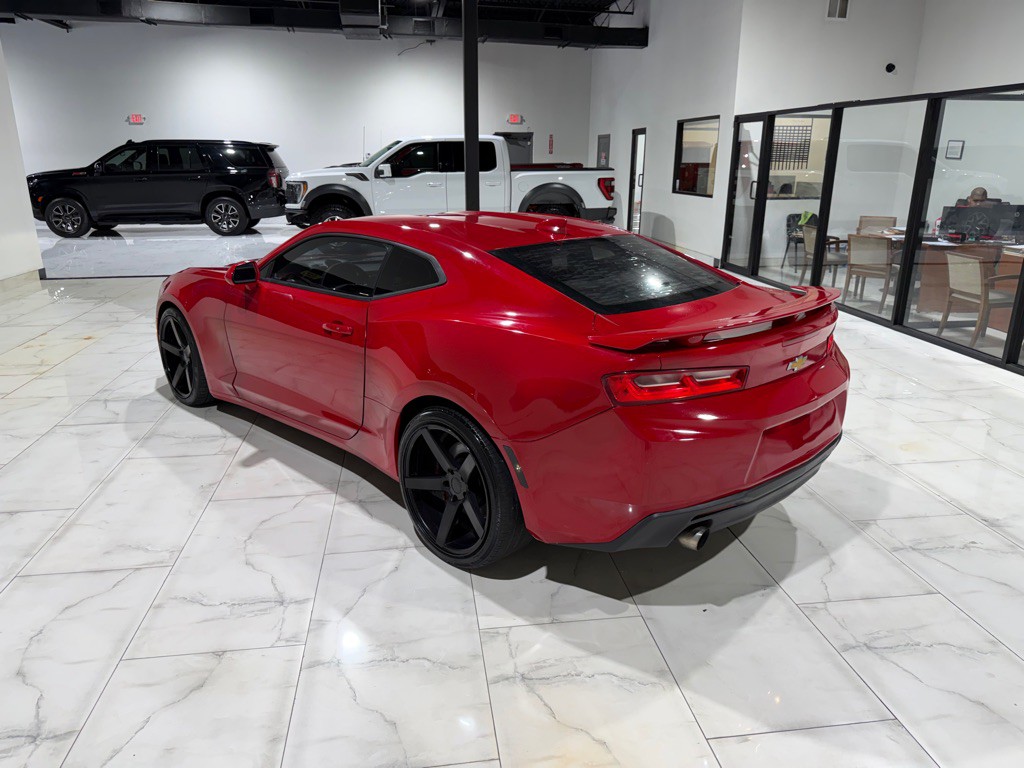 2016 Chevrolet Camaro Image 9
