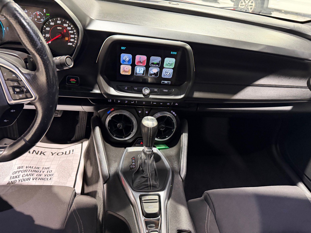 2016 Chevrolet Camaro Image 16
