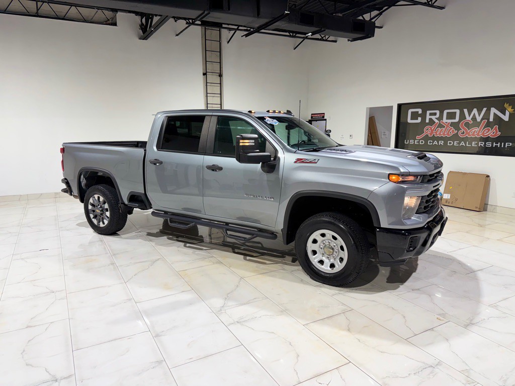 2024 Chevrolet Silverado 1500 Image 3