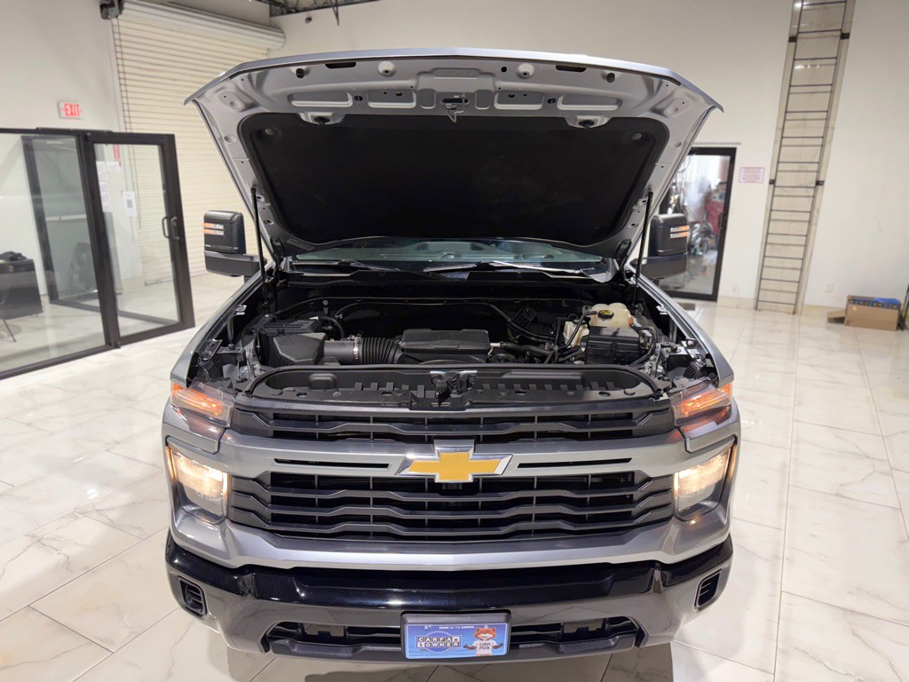 2024 Chevrolet Silverado 1500 Image 4