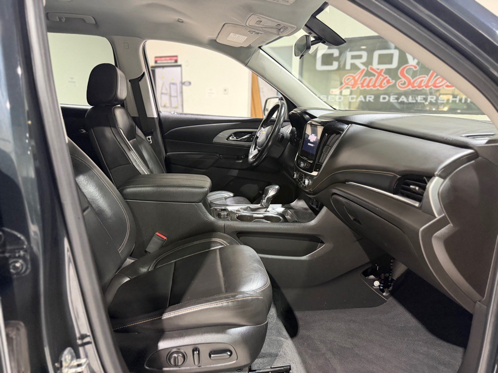 2021 Chevrolet Traverse Image 14
