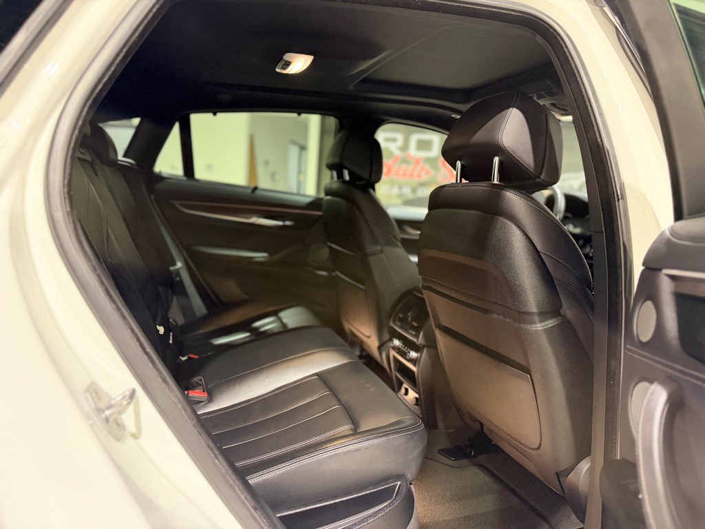 2018 BMW X6 Image 17