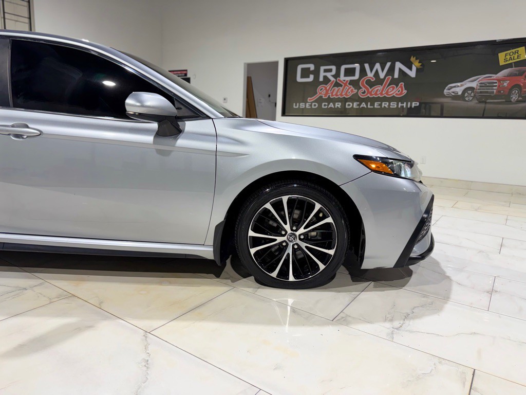 2021 Toyota Camry Image 7