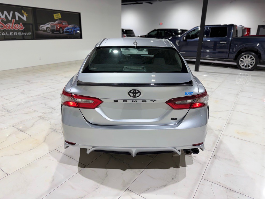 2021 Toyota Camry Image 11