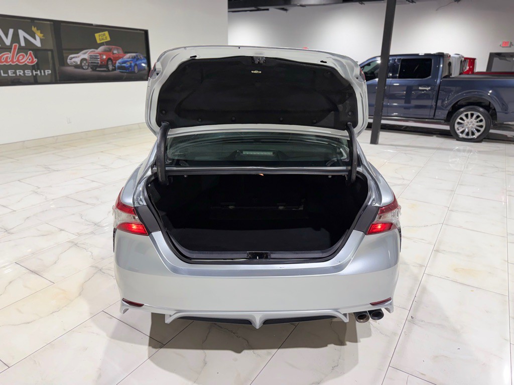 2021 Toyota Camry Image 13