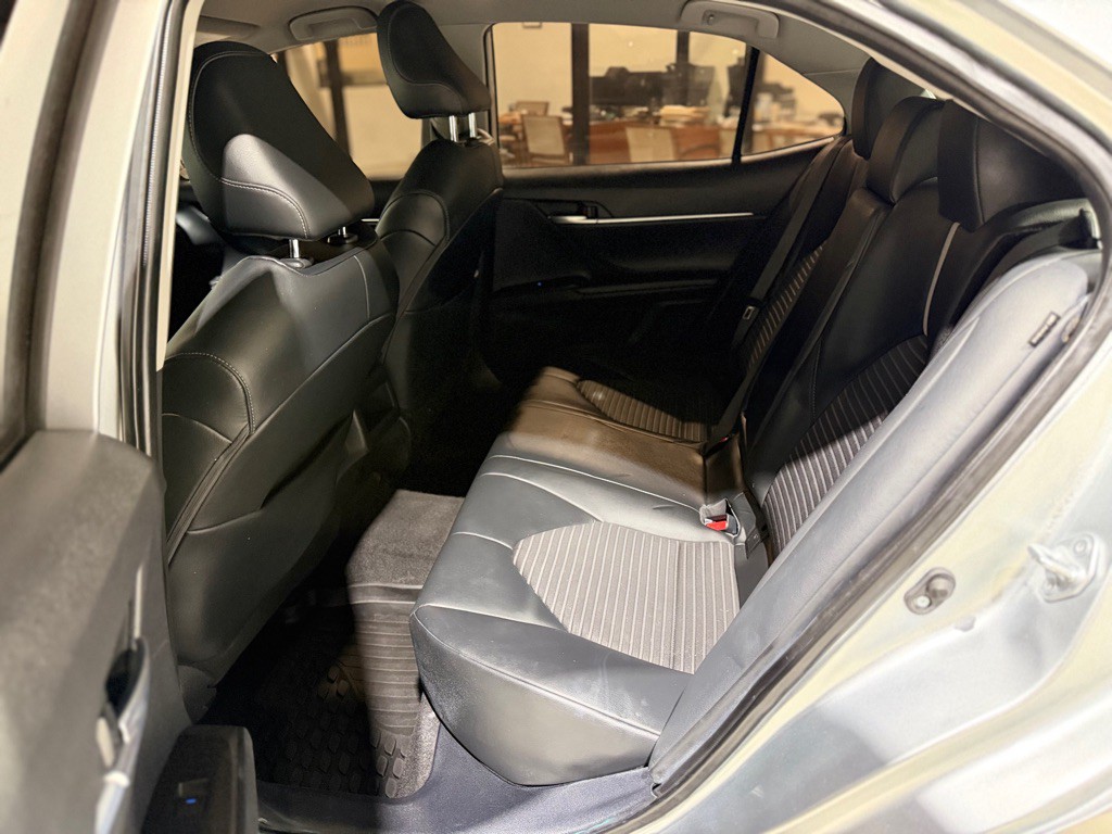 2021 Toyota Camry Image 15
