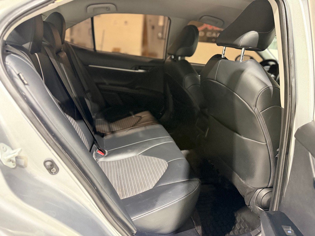 2021 Toyota Camry Image 16