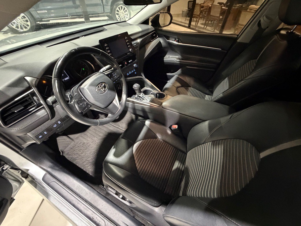 2021 Toyota Camry Image 21
