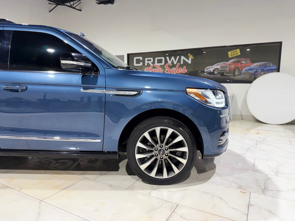 2020 Lincoln Navigator Image 5