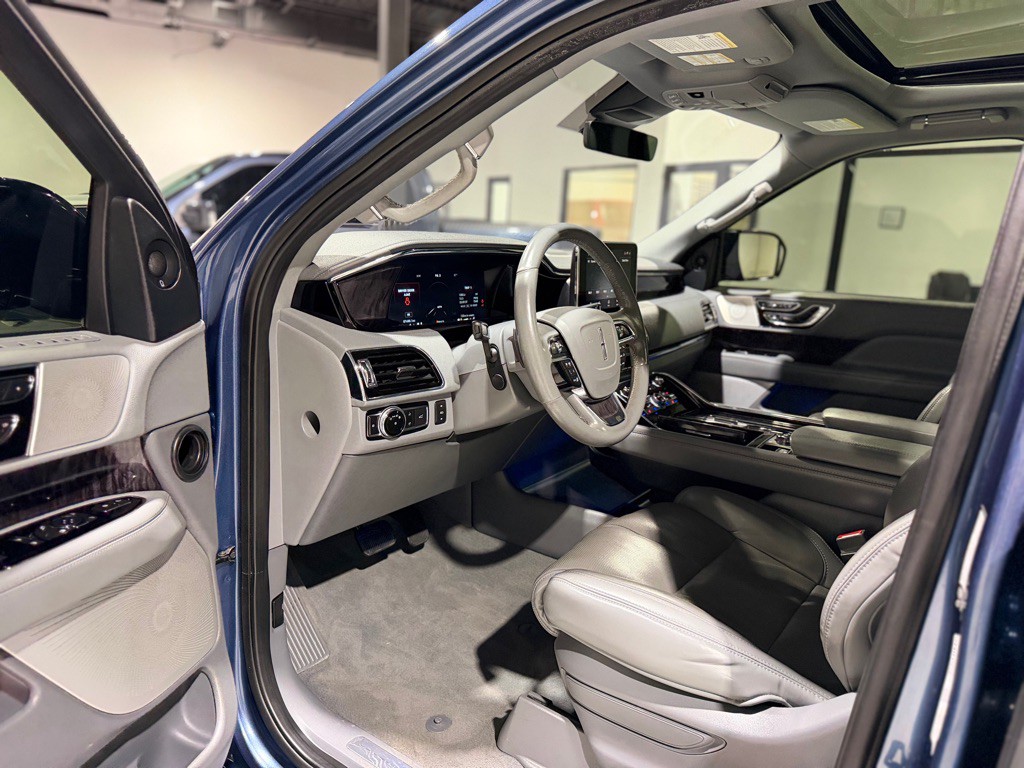 2020 Lincoln Navigator Image 15