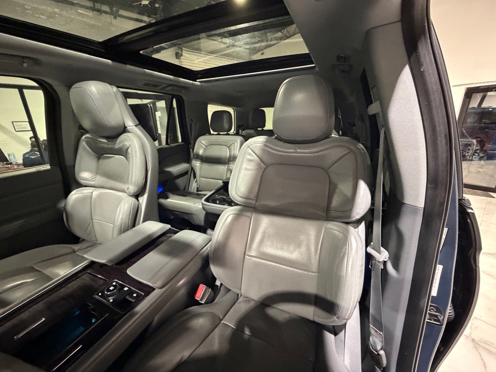 2020 Lincoln Navigator Image 19