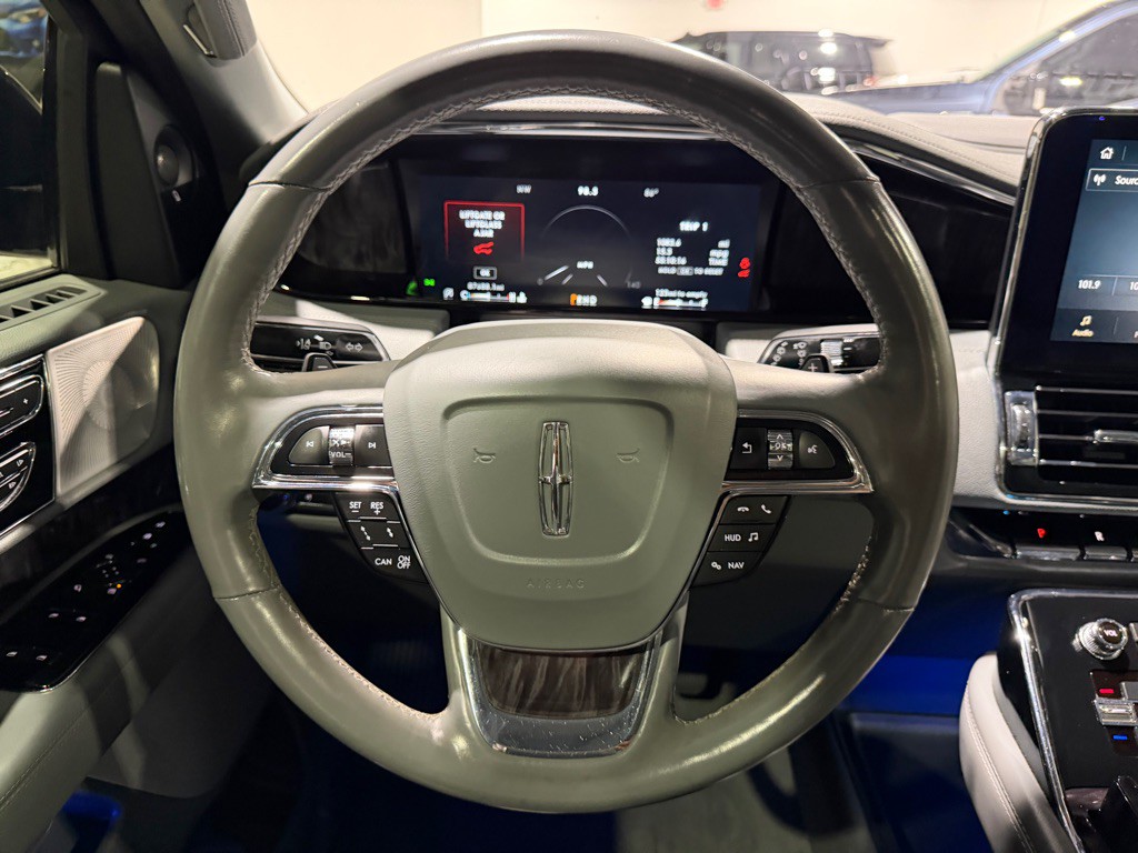 2020 Lincoln Navigator Image 24