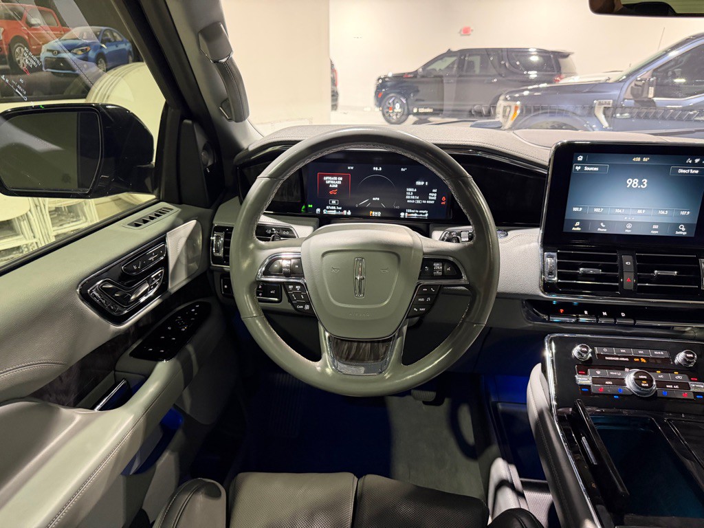 2020 Lincoln Navigator Image 26