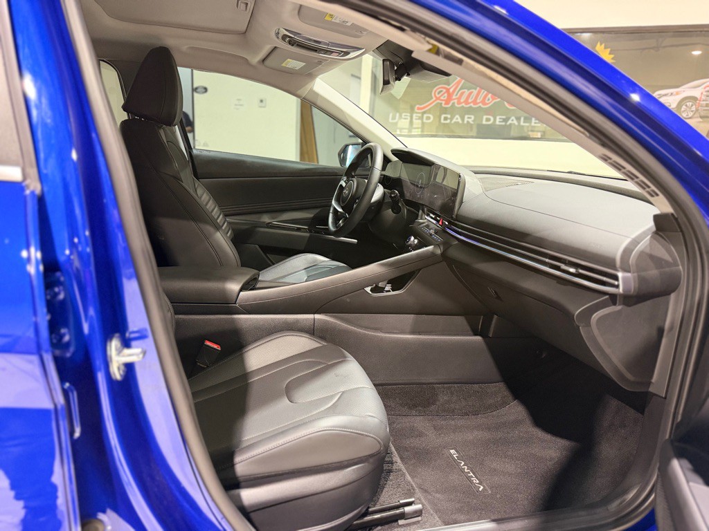 2026 Hyundai Elantra Image 15