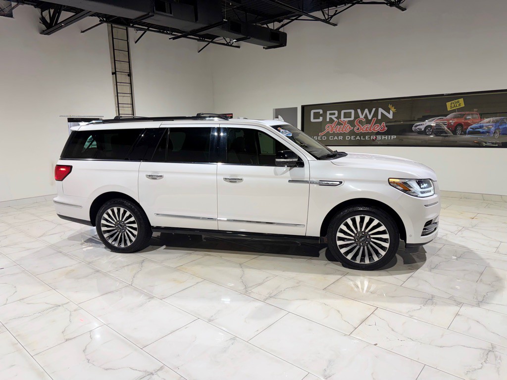 2019 Lincoln Navigator Image 6