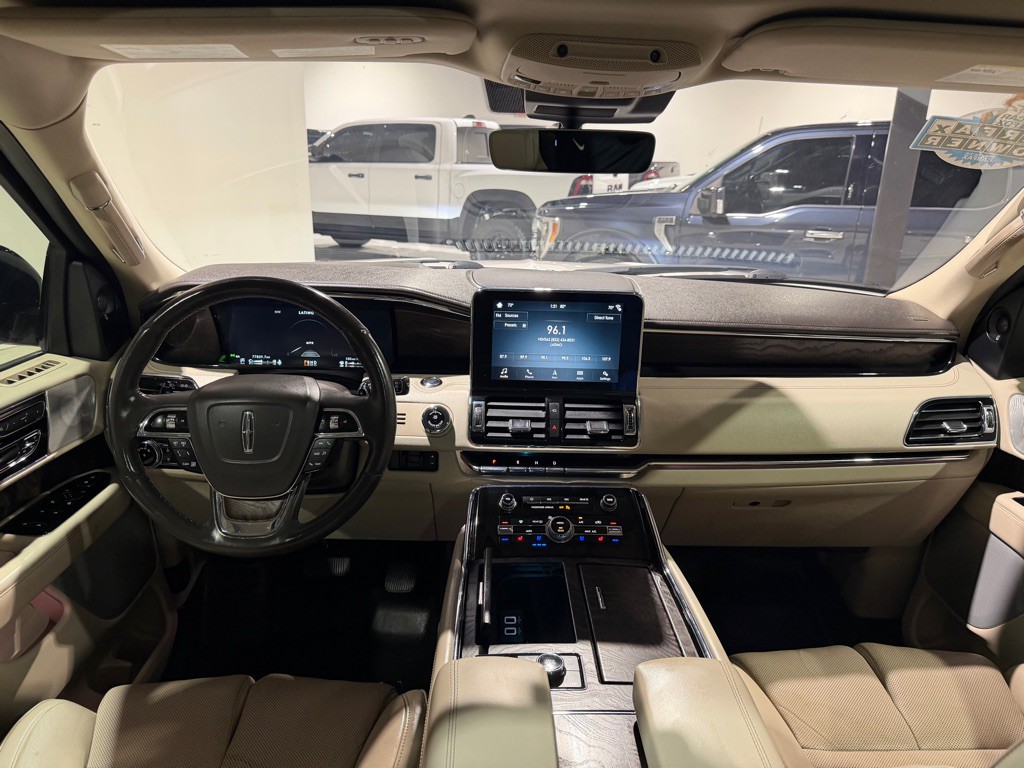 2019 Lincoln Navigator Image 23