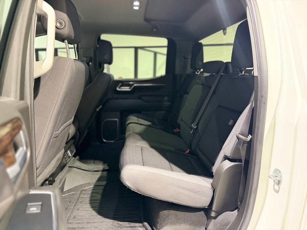 2023 GMC Sierra 1500 Image 12