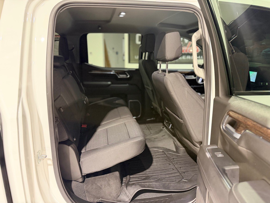2023 GMC Sierra 1500 Image 13