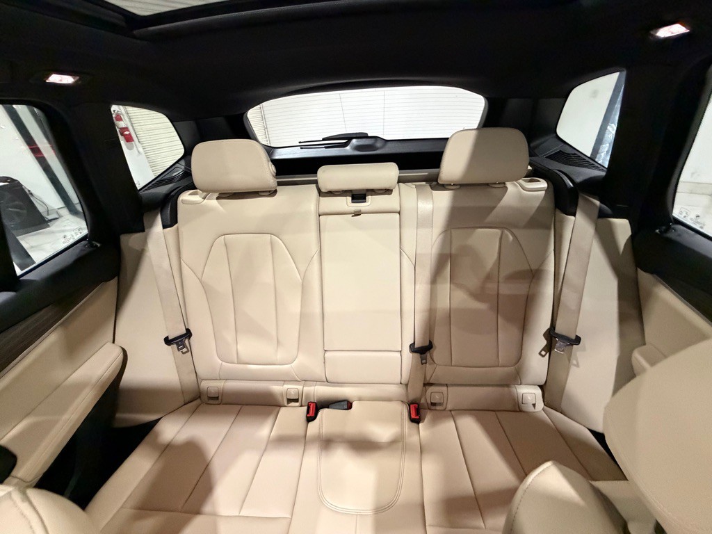 2019 BMW X3 Image 16