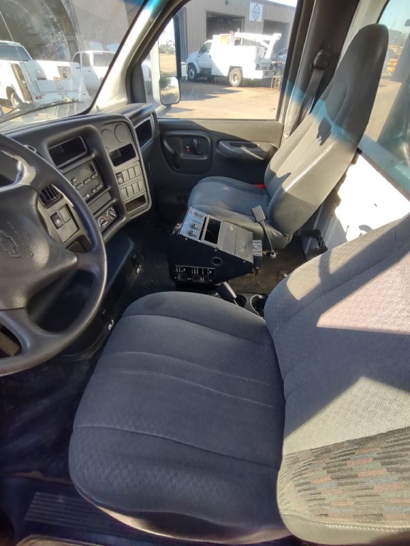 2005 Chevrolet C/K 4500 Image 6