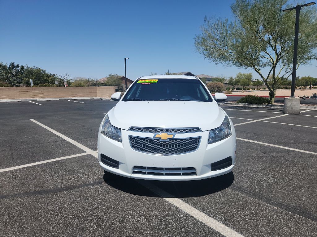 2013 Chevrolet Cruze Image 3