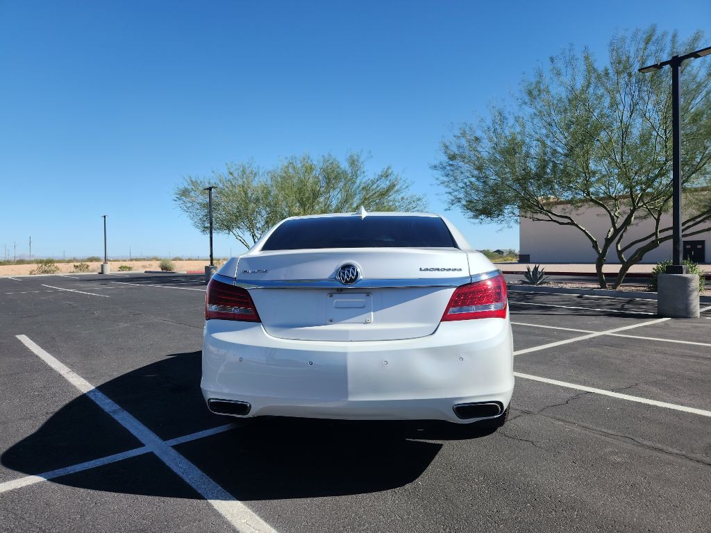 2015 Buick Lacrosse Image 8