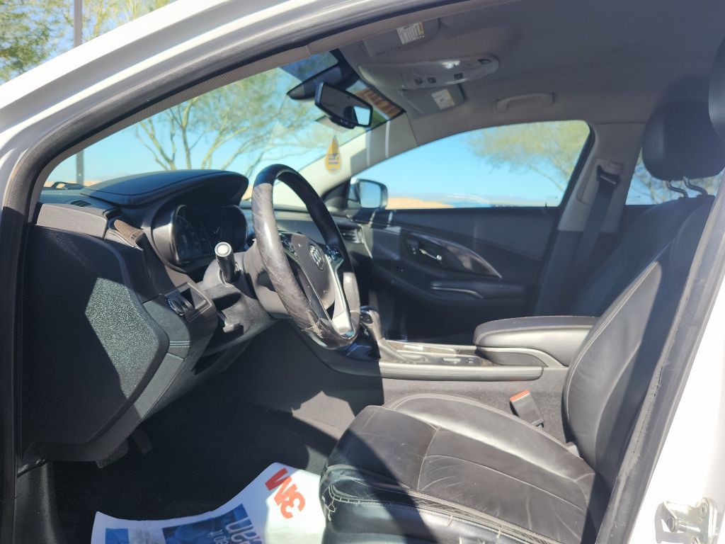 2015 Buick Lacrosse Image 10