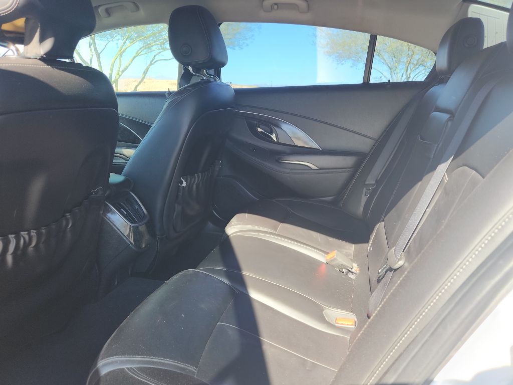 2015 Buick Lacrosse Image 12