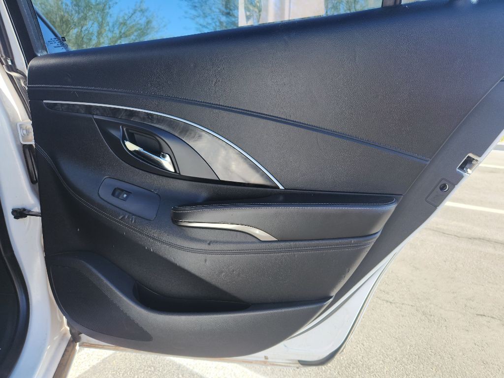 2015 Buick Lacrosse Image 15