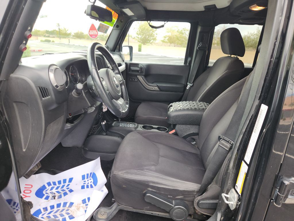 2014 Jeep Wrangler Unlimited Image 12